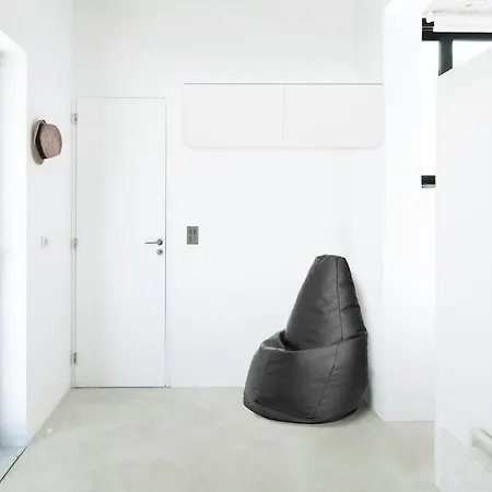 White Dream Summer House *